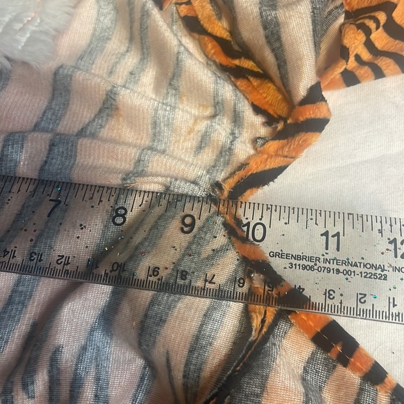 Tiger dog costume - Picture 3 of 6